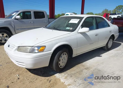 1999 Toyota Camry Le z USA, uszkodzony, nr VIN 4T1BG22K2XU421831